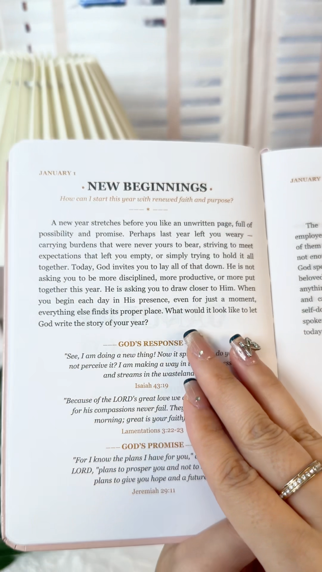 One Minute With God — 365 Daily Devotions for Women